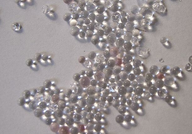 Silica gel. Autor: KENPEI